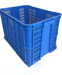 Thùng nhựa rỗng (Sóng cá) Hs002 – Kt: 525x355x150 mm. Thùng nhựa rỗng có tên thường gọi: Thùng nhựa đặc Hs025, Thùng nhựa cao 100, Sóng nhựa bít HS025, Sóng nhựa bít 1T, Rổ 2 sóng bít, Thùng nhựa đặc KT 610 x 420 x 100 mm. Model: Hs025 Kích thước ngoài: 525 x 355 x 150 mm. Kích thước trong: mm Trọng lượng: 1900g Nguyên liệu: 100% nhựa nguyên sinh nhập khẩu Trung Đông + chất chống bay màu UV. Màu sắc cơ bản: Xanh dương, Xanh lá, Vàng, Đỏ Ưu Điểm Thùng nhựa rỗng (Sóng cá) Hs002 với các thiết kế linh hoạt dùng trong công nghiệp nhà xưởng nên thùng có các gân tăng cứng, giúp bưng bê thuận tiện. Đặt lên các kệ, giá dễ dàng hơn. Với độ dày lên đến 10mm giúp thùng đảm bảo về độ bền và chịu lực tốt hơn. Sóng cá thiết kế với các nan hở thoát ẩm, thoát hơi nước dễ dàng hơn. Thùng nhựa rỗng (Sóng cá) Hs002 đa dạng màu sắc đáp ứng mọi yêu cầu của khách hàng; gam màu tươi sáng, bóng đẹp dễ dàng in logo, cài card, ký hiệu rất tiện lợi khi tác nghiệp. Sản phẩm được thiết kết có tay sách nhựa. Công Dụng Thùng nhựa đựng cá được dùng để đựng các loại cá tươi, cá khô, thủy hải sản. Ngoài ra, sản phẩm cũng được sử dụng cho các mục đích khác như đựng rau củ quả, phụ kiện, bát đũa trong gia đình, nhà hàng,… Giá thành cạnh tranh Chúng tôi đang đẩy mạnh áp dụng công nghệ 4.0 vào sản xuất, với hệ thống dây chuyền máy móc thiết bị tân tiến và hiện đại bậc nhất. Bởi vậy tiết kiệm được tối đa chi phí, cho ra sản phẩm Thùng nhựa rỗng (Sóng cá) Hs002 giá rẻ chất lượng tốt , đảm bảo lợi ích cho doanh nghiệp đối tác. Hỗ trợ tận tình Chúng tôi có đội ngũ hỗ trợ khách hàng chuyên nghiệp, phục vụ tận tình chu đáo nhất. Quý khách hàng được tư vấn hỗ trợ chi tiết về sản phẩm, cách thức lắp đặt và bảo hành.